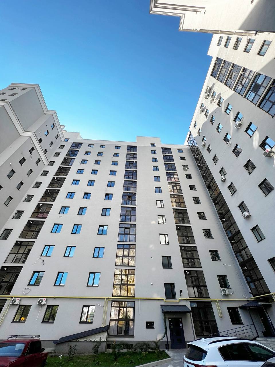 Продажа 2-комнатной квартиры 54 м², Интернационалистов ул.