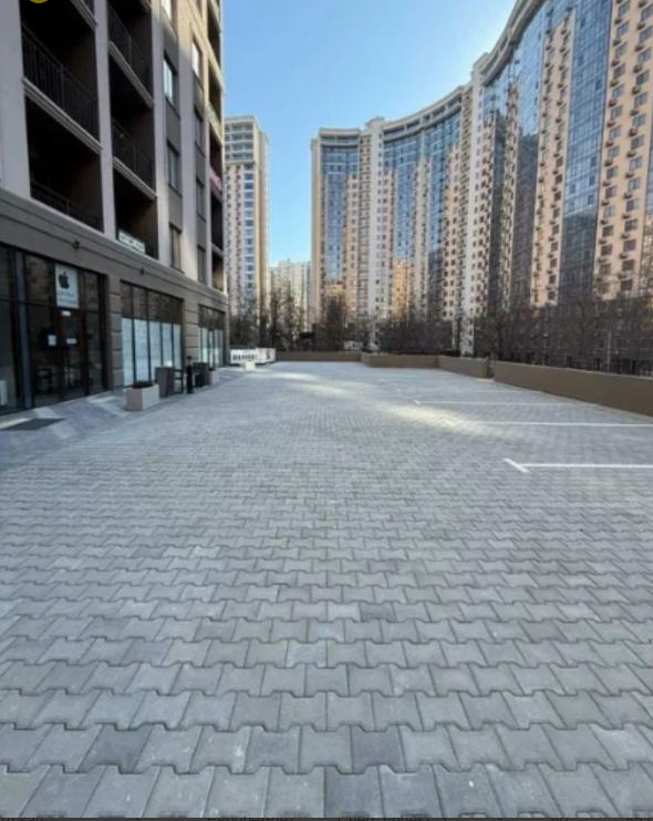 Продажа 1-комнатной квартиры 44 м², Генуэзская ул.