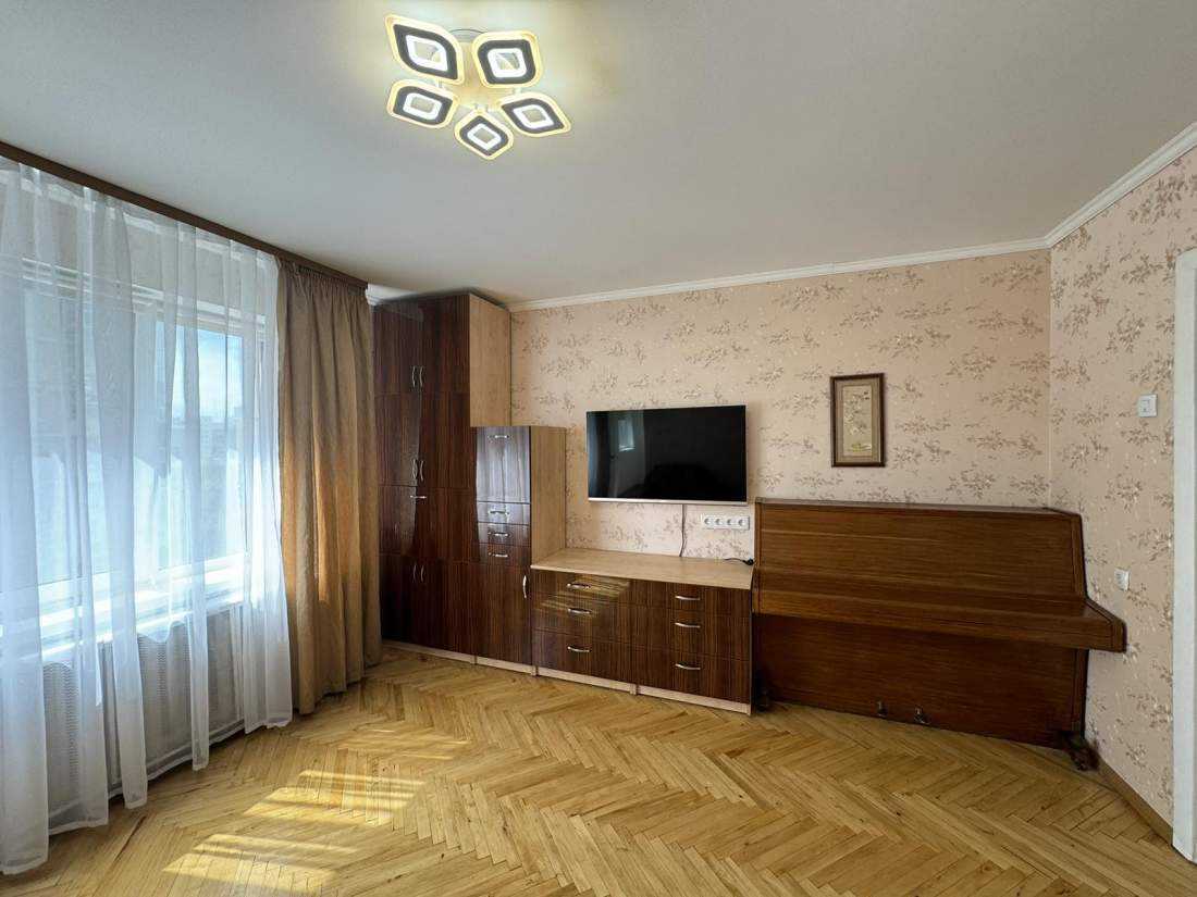 Оренда 2-кімнатної квартири 52 м², Предславинська вул., 51