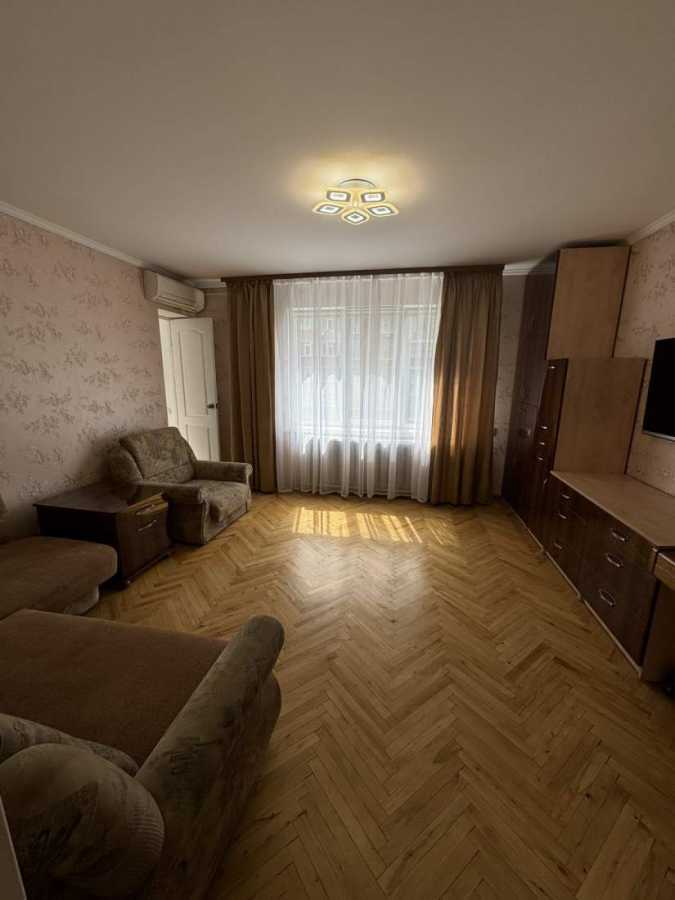 Оренда 2-кімнатної квартири 52 м², Предславинська вул., 51