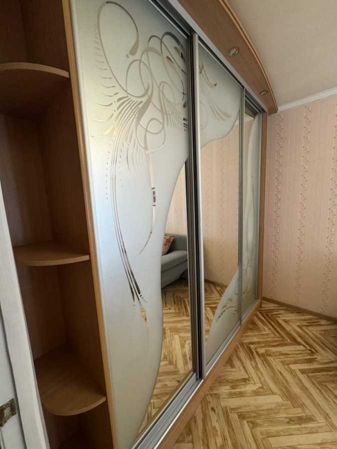 Оренда 2-кімнатної квартири 52 м², Предславинська вул., 51