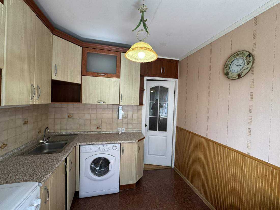 Оренда 2-кімнатної квартири 52 м², Предславинська вул., 51