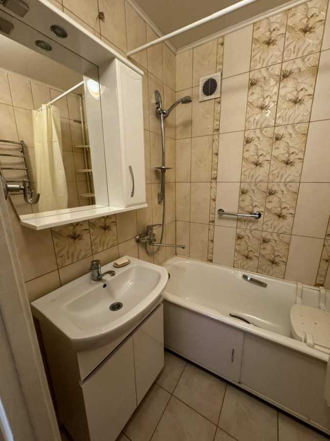 Оренда 2-кімнатної квартири 52 м², Предславинська вул., 51