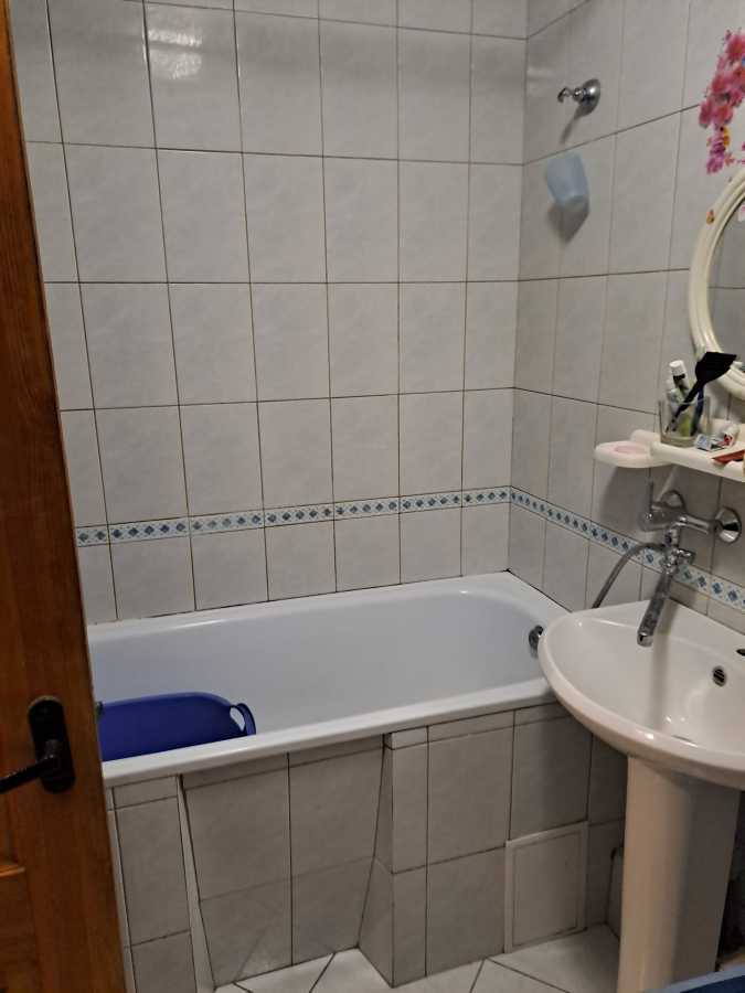 Продаж 3-кімнатної квартири 57 м², Олени Теліги вул., 19/2