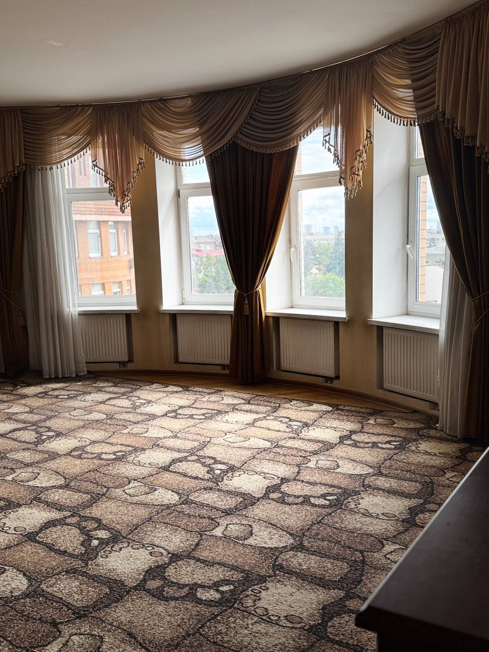 Оренда 2-рівневої квартири 124 м², Герцена вул., 17-25