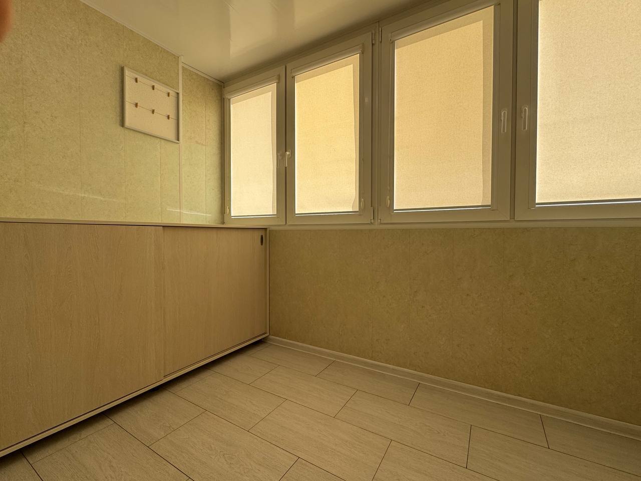 Продажа 3-комнатной квартиры 71 м², Славы бул.