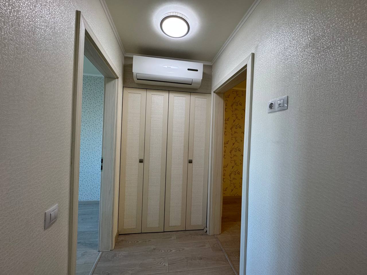 Продажа 3-комнатной квартиры 71 м², Славы бул.