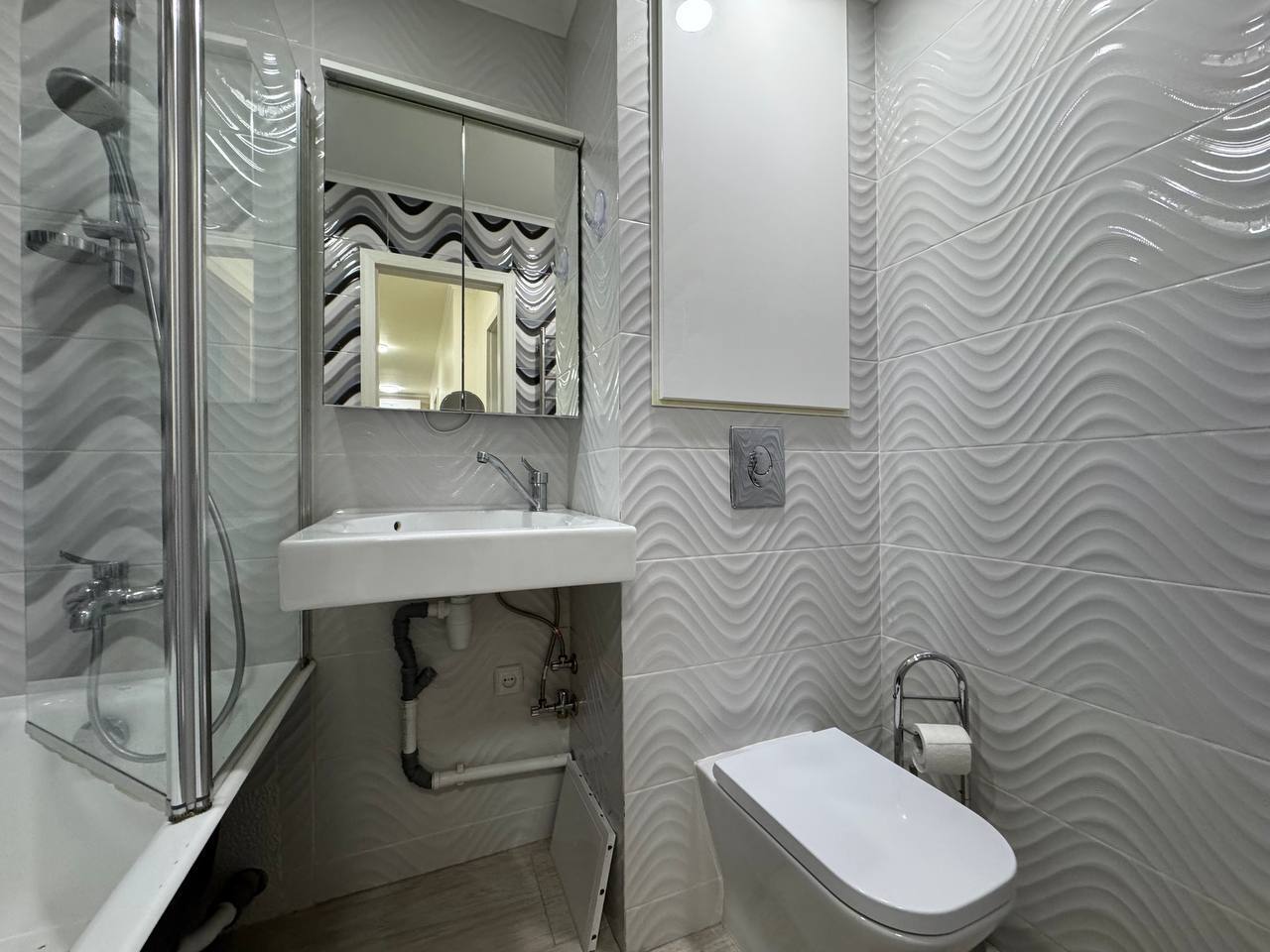 Продажа 3-комнатной квартиры 71 м², Славы бул.