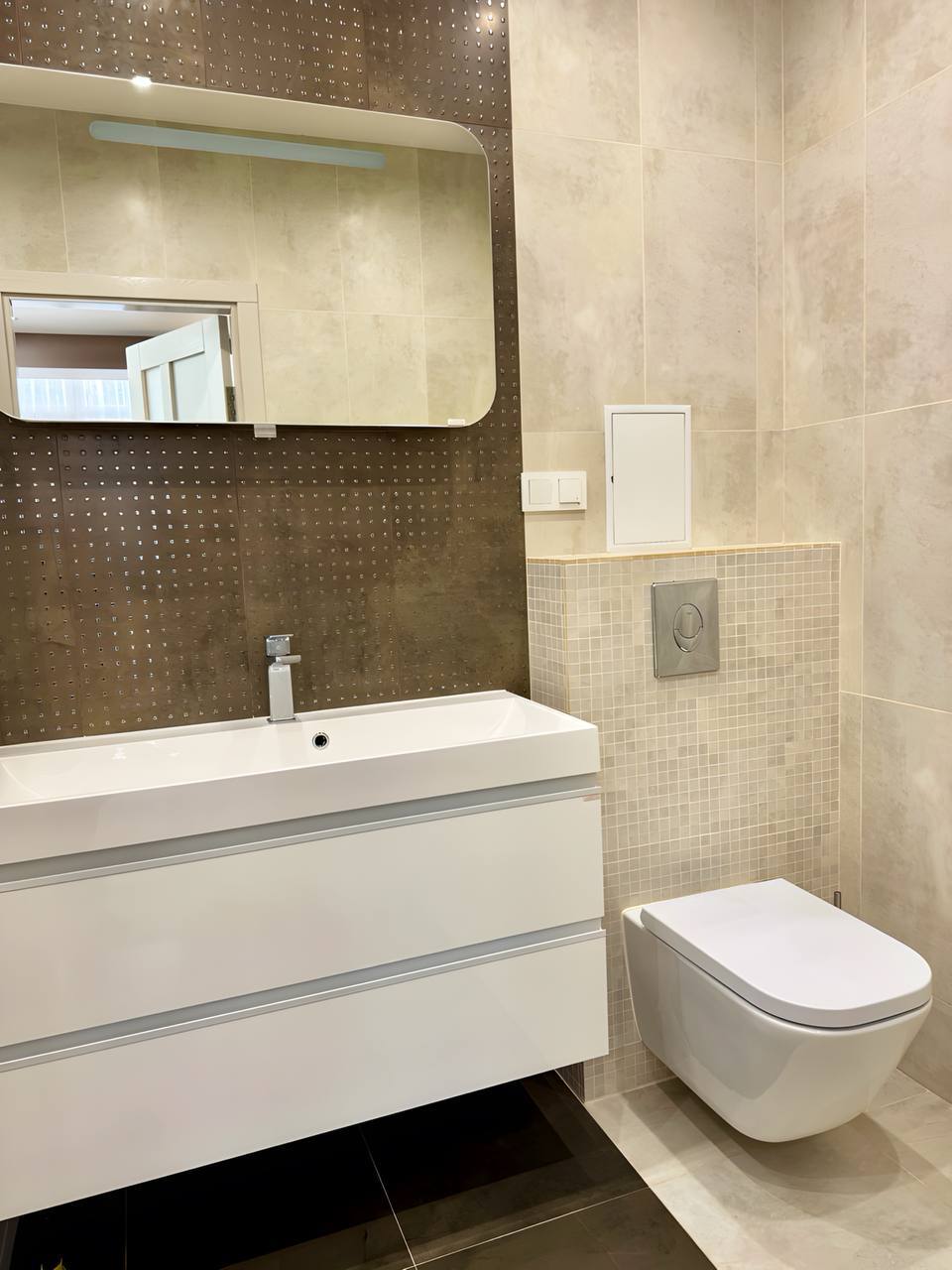 Продажа 2-комнатной квартиры 58 м², Владимира Антоновича ул.