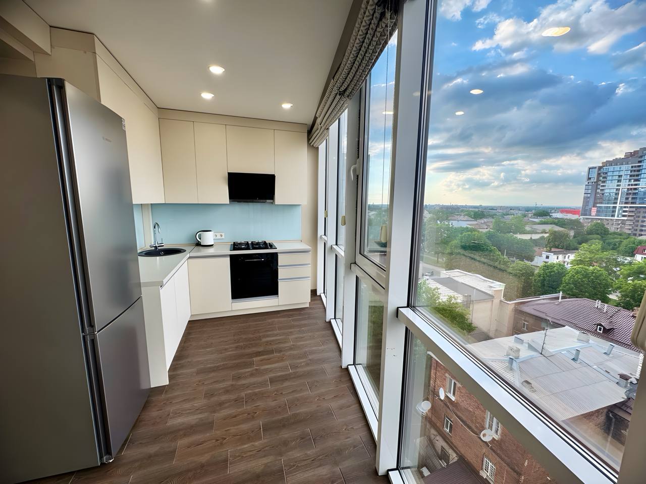 Продажа 2-комнатной квартиры 58 м², Владимира Антоновича ул.