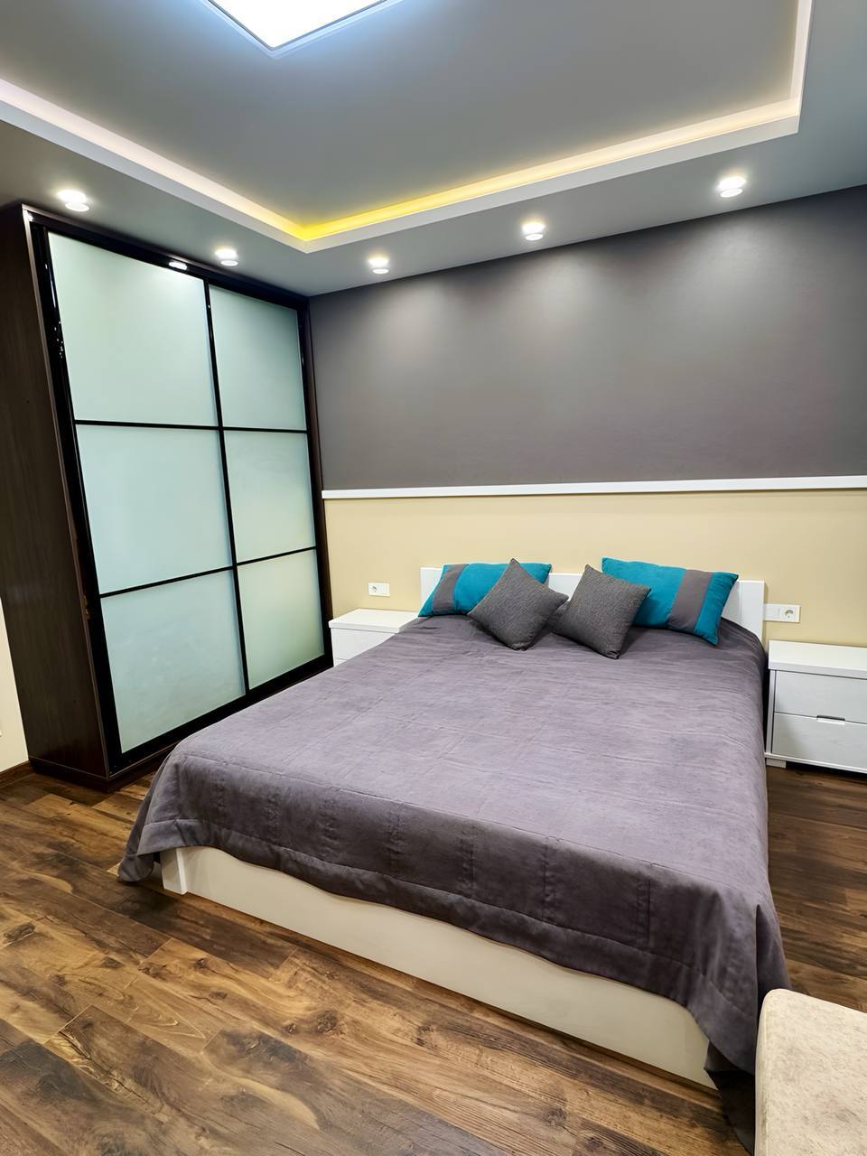 Продажа 2-комнатной квартиры 58 м², Владимира Антоновича ул.