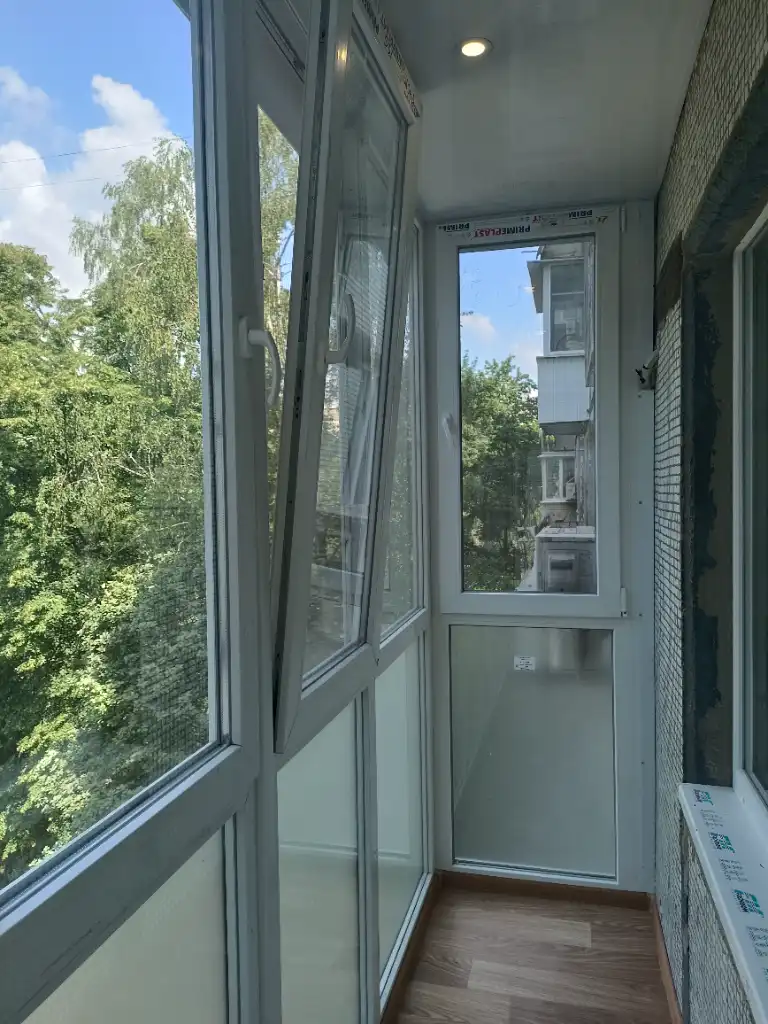 Оренда 3-кімнатної квартири 65 м², Тополь 2 вул.