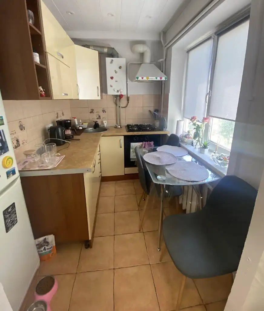 Оренда 3-кімнатної квартири 50 м², Батумська вул.