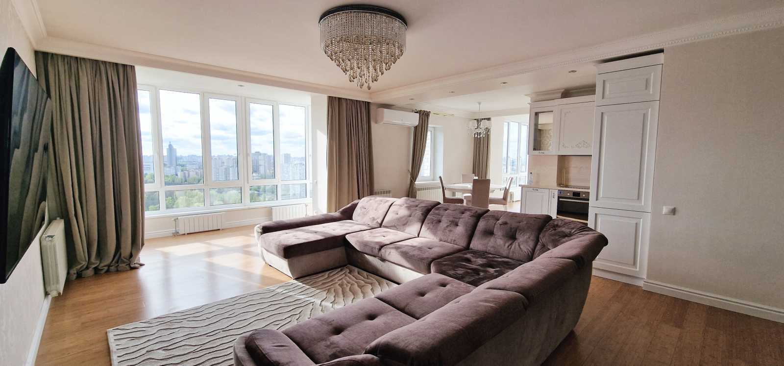 Аренда 3-комнатной квартиры 120 м², Волгоградская ул., 9А