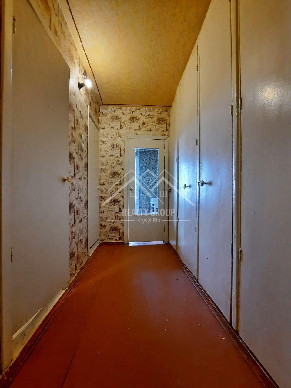 Продаж 1-кімнатної квартири 42 м²