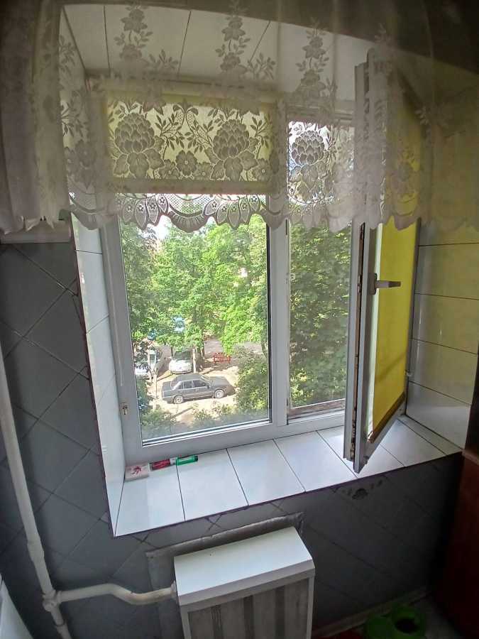 Продаж 2-кімнатної квартири 47 м², Мілютенка вул., 15А