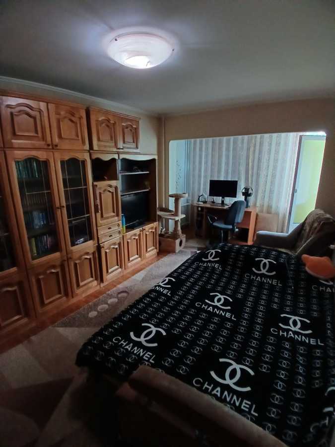 Продаж 2-кімнатної квартири 47 м², Мілютенка вул., 15А