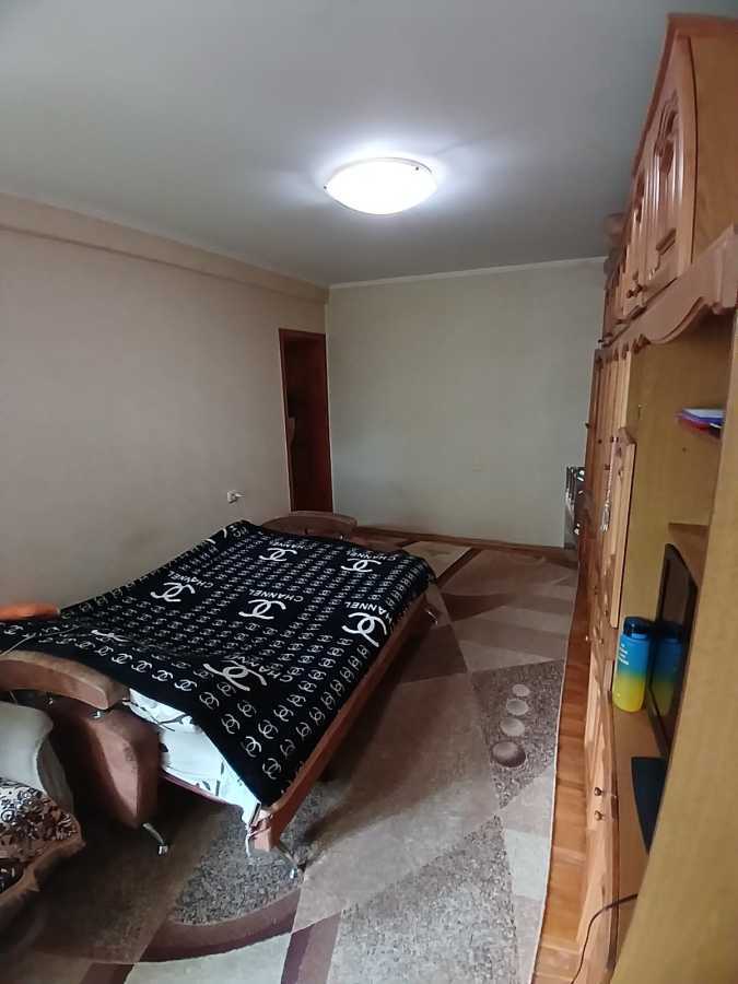 Продаж 2-кімнатної квартири 47 м², Мілютенка вул., 15А