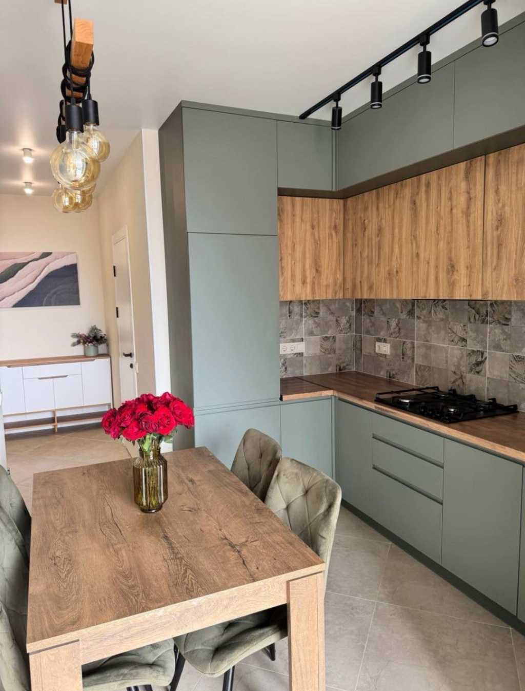 Продаж 1-кімнатної квартири 43.1 м², Свободи вул., 1с