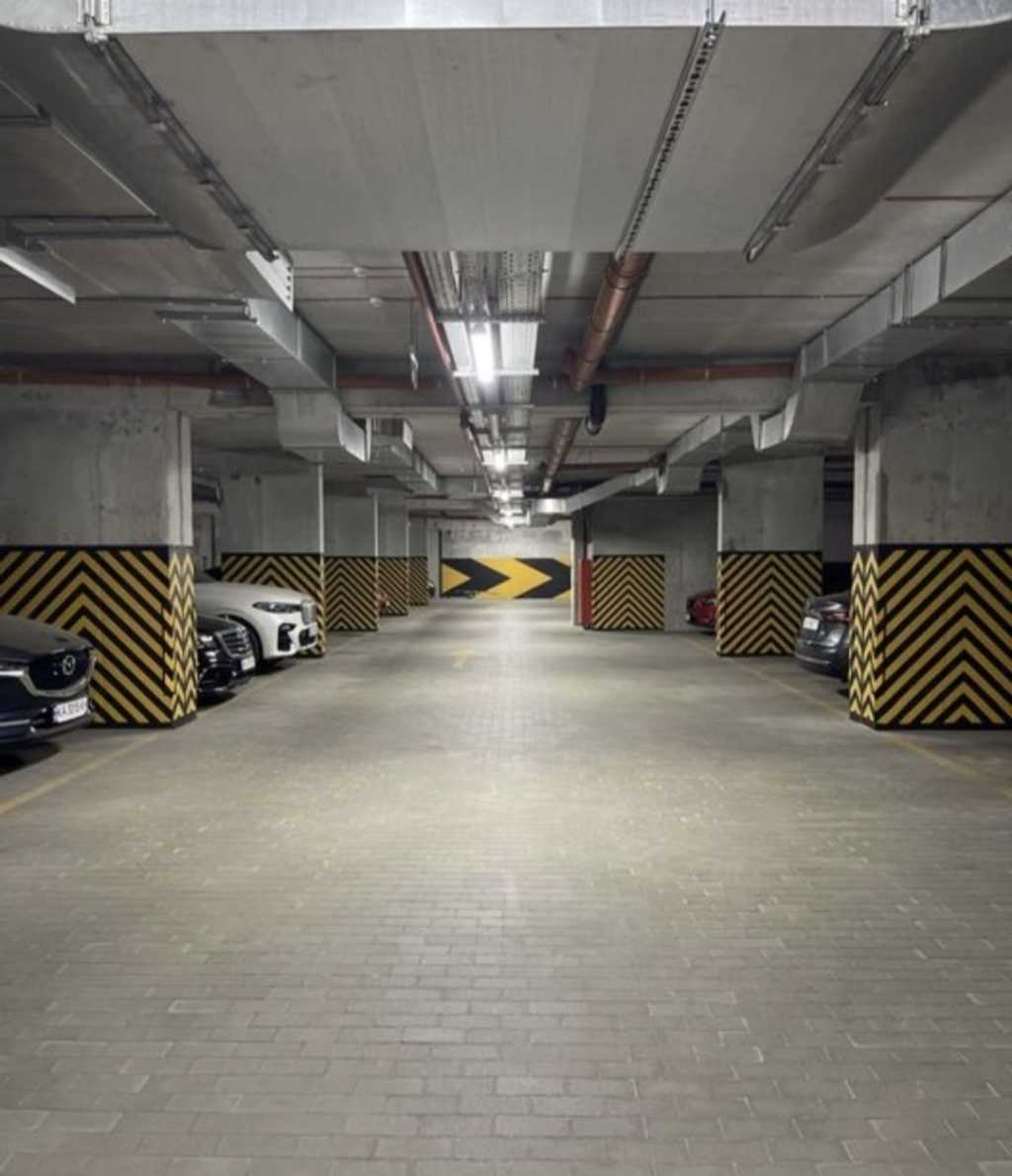 Продаж 1-кімнатної квартири 43.1 м², Свободи вул., 1с