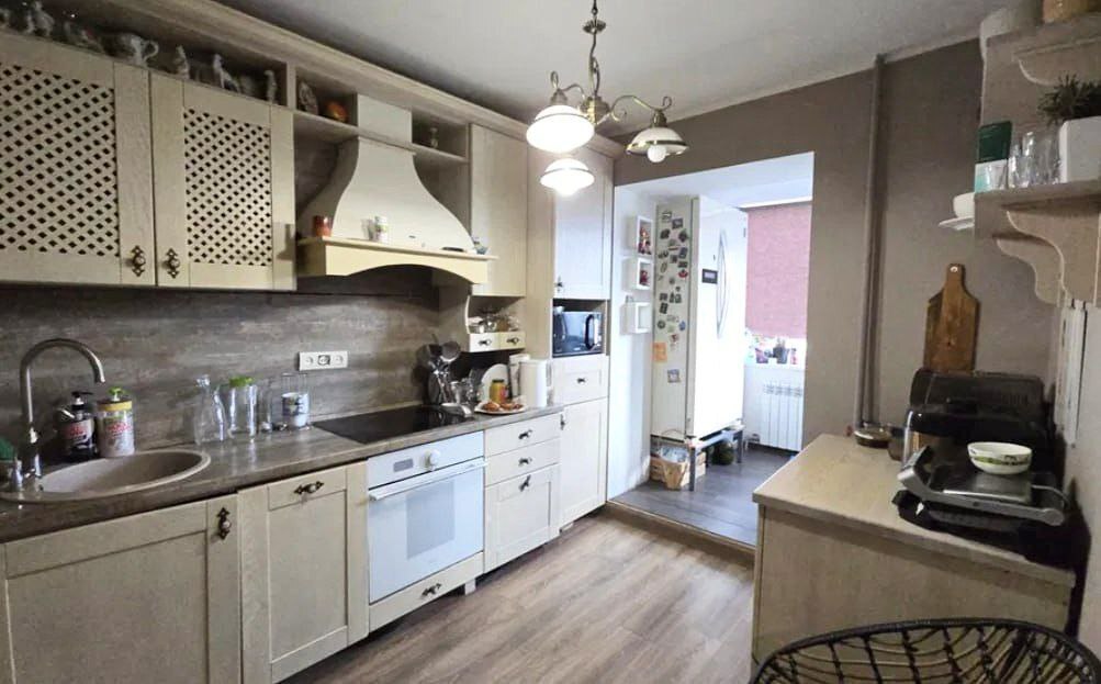 Продажа 3-комнатной квартиры 100 м², Герасима Кондратьева ул.