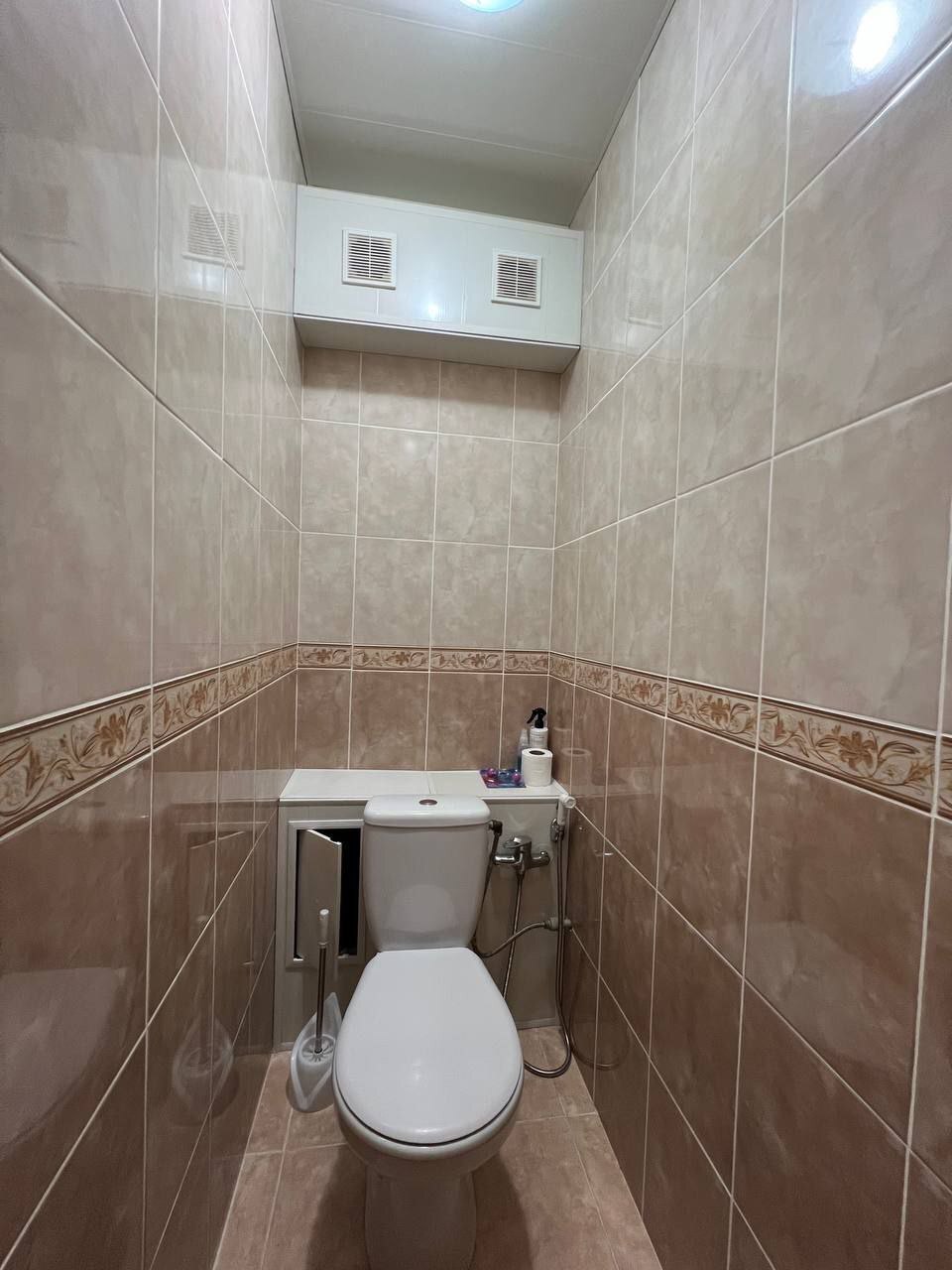 Продаж 1-кімнатної квартири 48 м², Новомістинська вул.