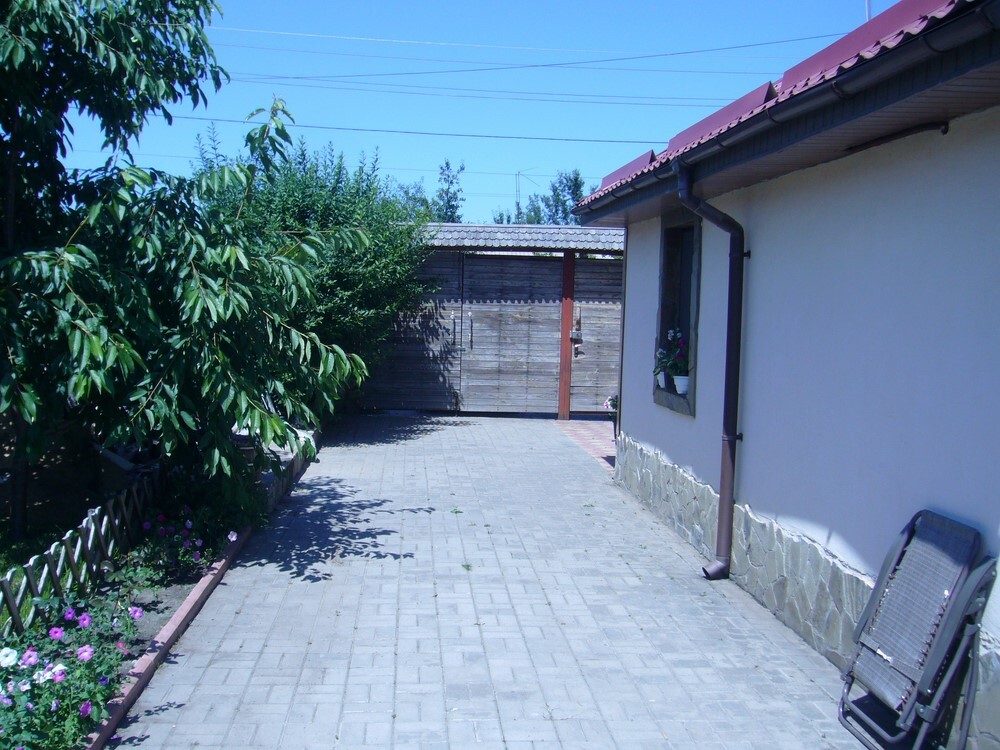 Дом посуточно 100 м², Веснина ул.