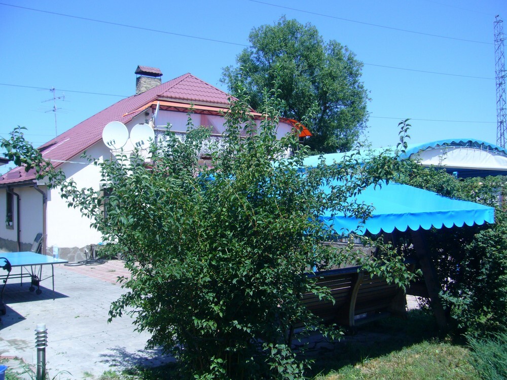Дом посуточно 100 м², Веснина ул.