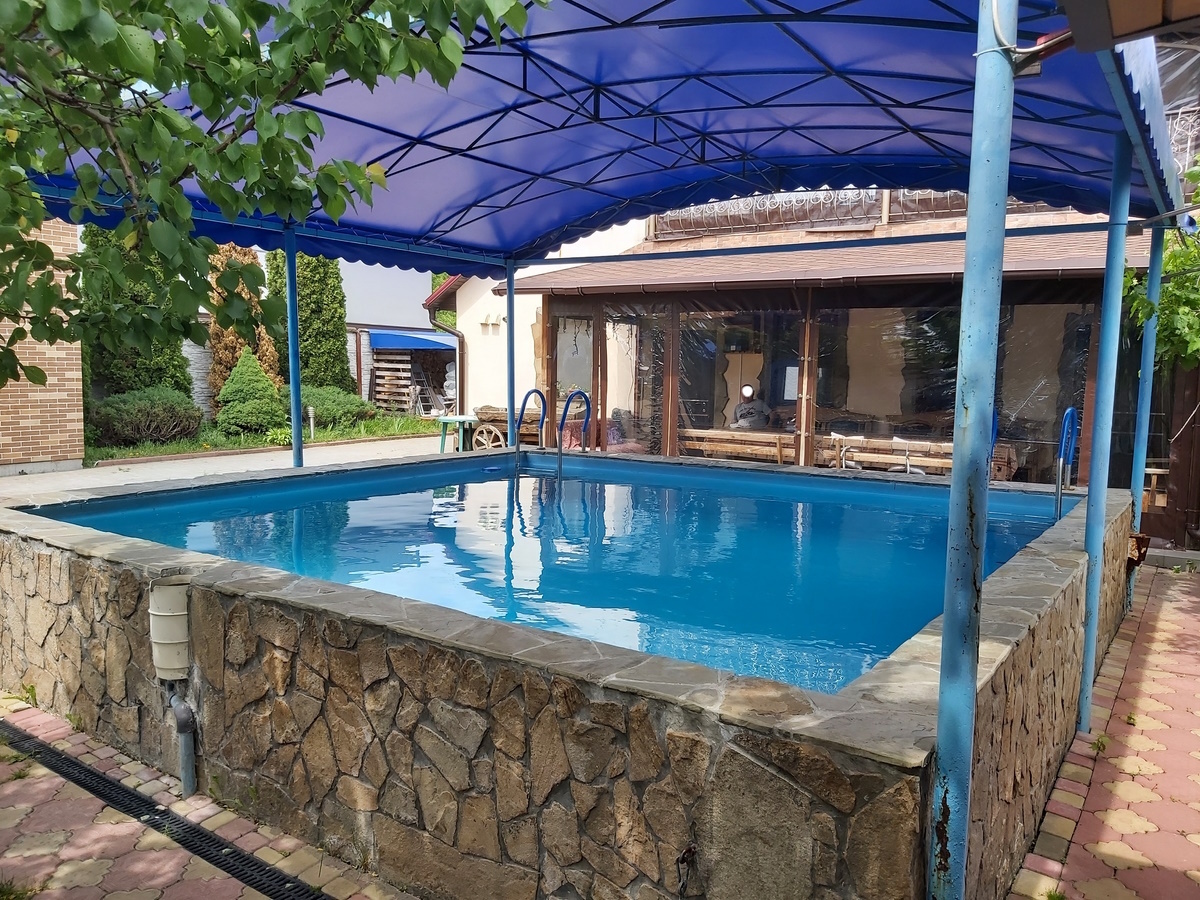 Дом посуточно 100 м², Веснина ул.