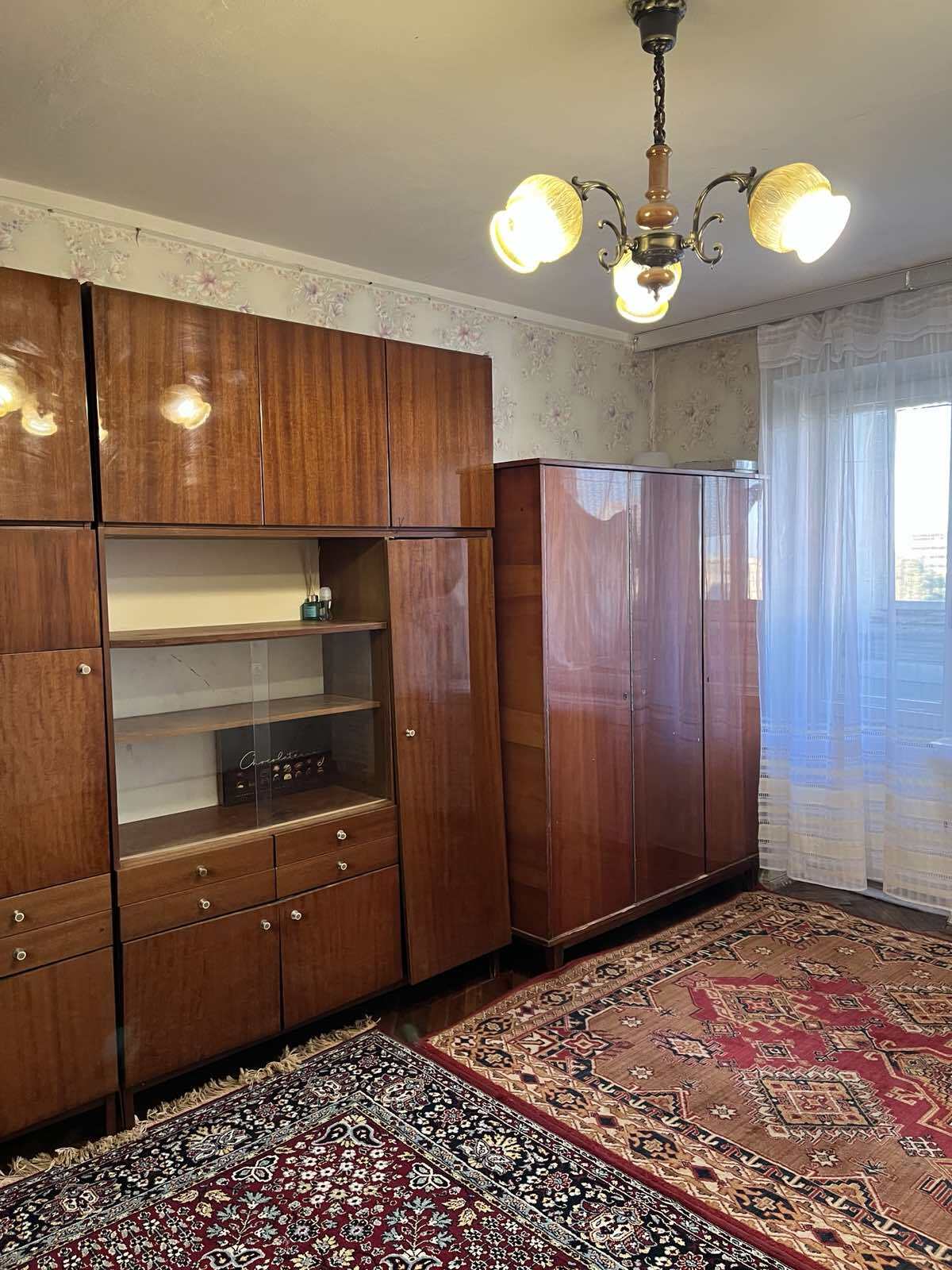 Оренда 1-кімнатної квартири 40 м², Анатолія Петрицького вул.