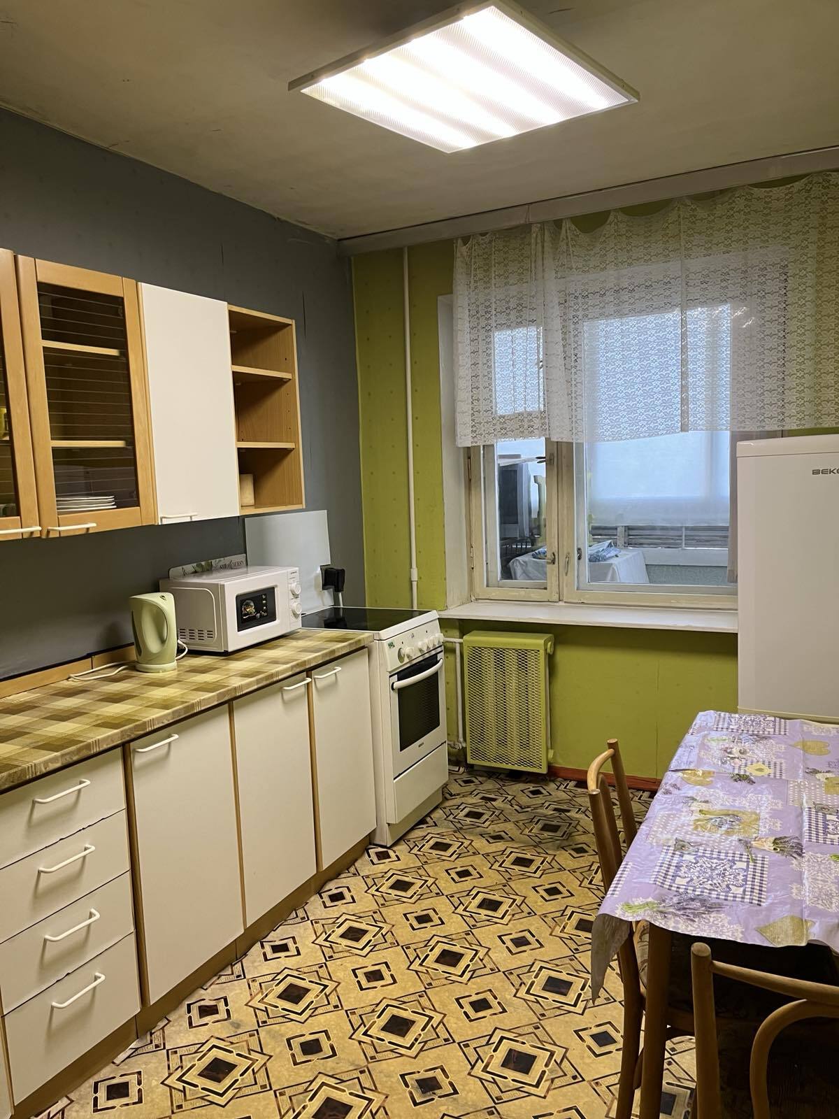 Оренда 1-кімнатної квартири 40 м², Анатолія Петрицького вул.