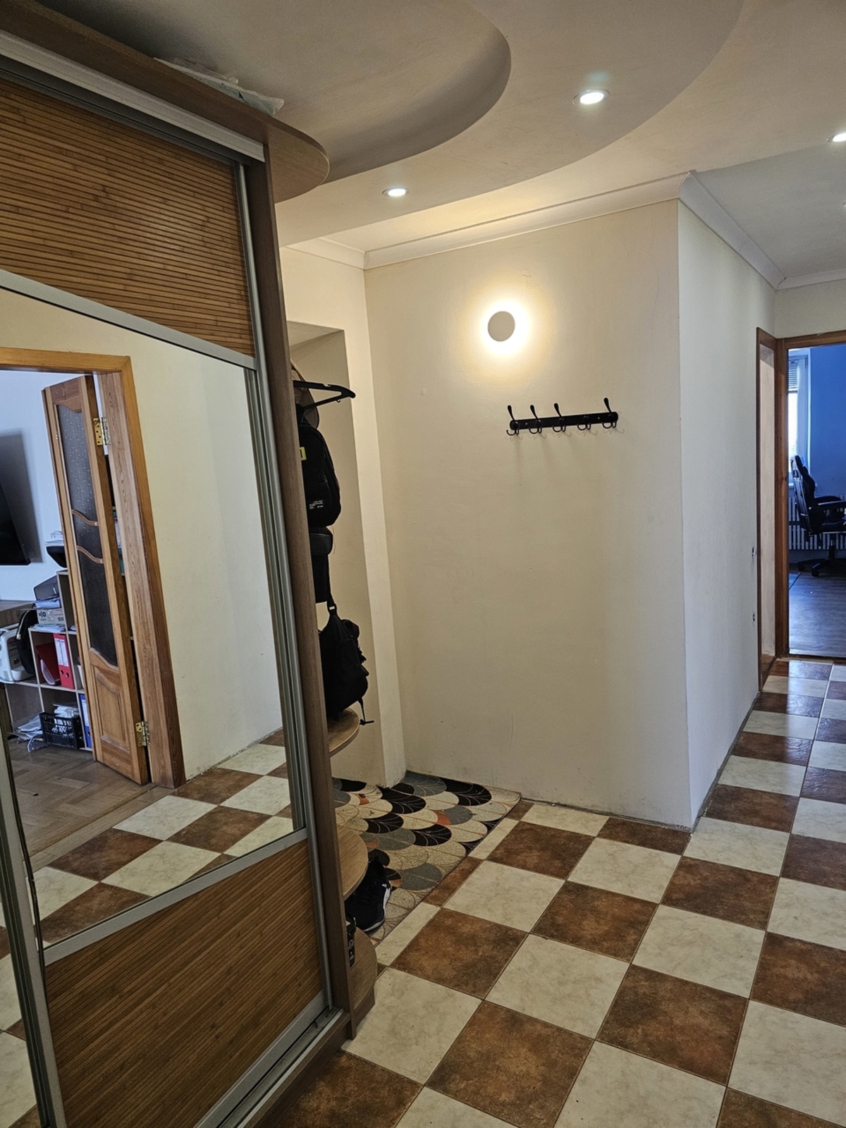 Продажа 3-комнатной квартиры 74 м², Усенко ул., 19