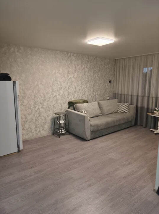 Продажа 2-комнатной квартиры 46 м², Малиновского ул.