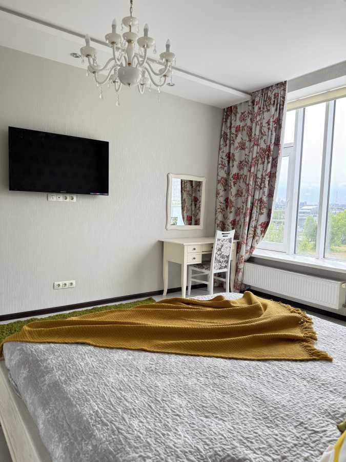 Аренда 1-комнатной квартиры 51 м², Оболонская пл., 1
