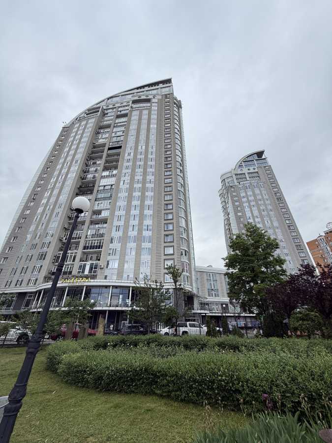 Аренда 1-комнатной квартиры 51 м², Оболонская пл., 1