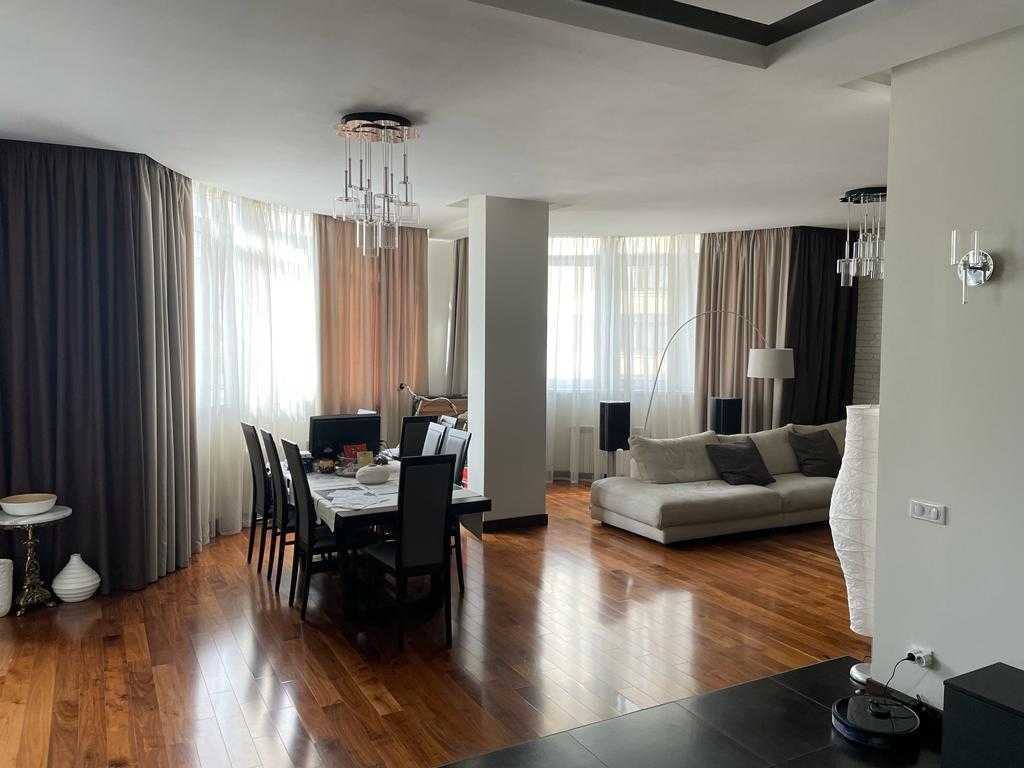 Аренда 4-комнатной квартиры 163 м², Полтавская ул., 13