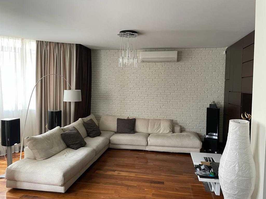 Аренда 4-комнатной квартиры 163 м², Полтавская ул., 13