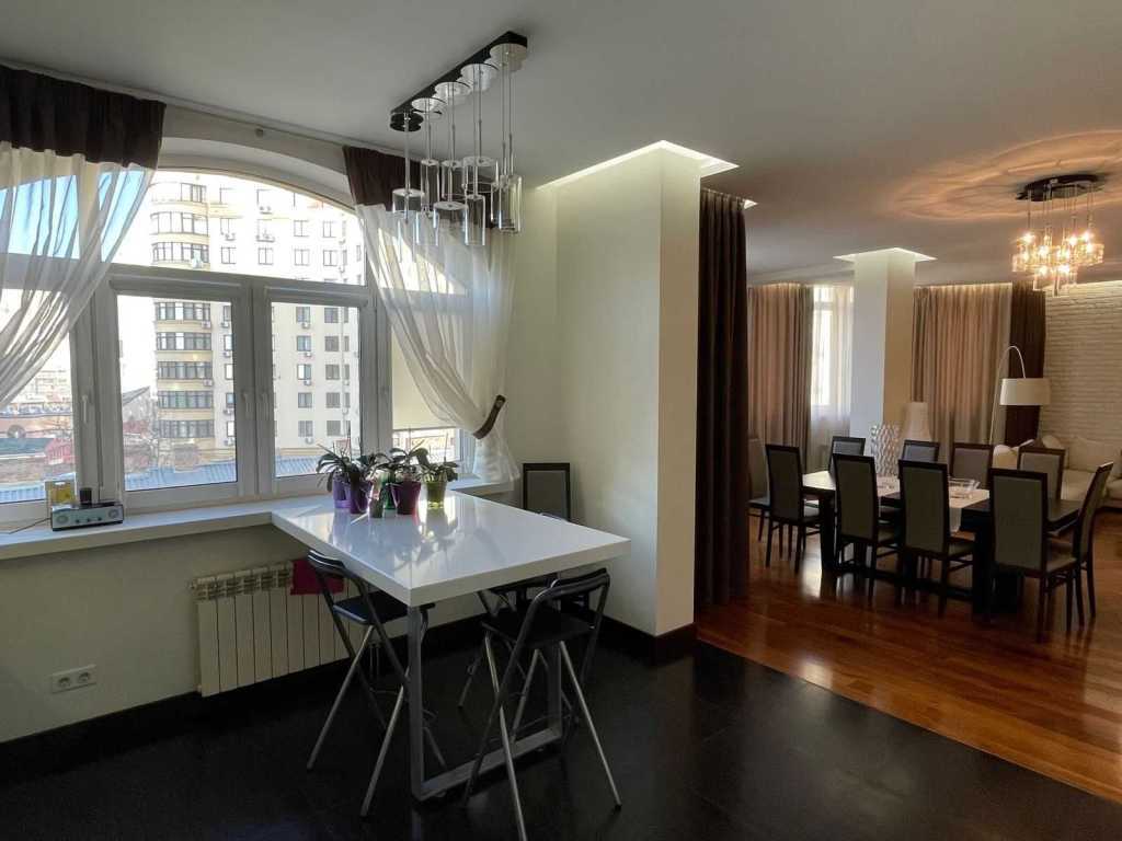Аренда 4-комнатной квартиры 163 м², Полтавская ул., 13