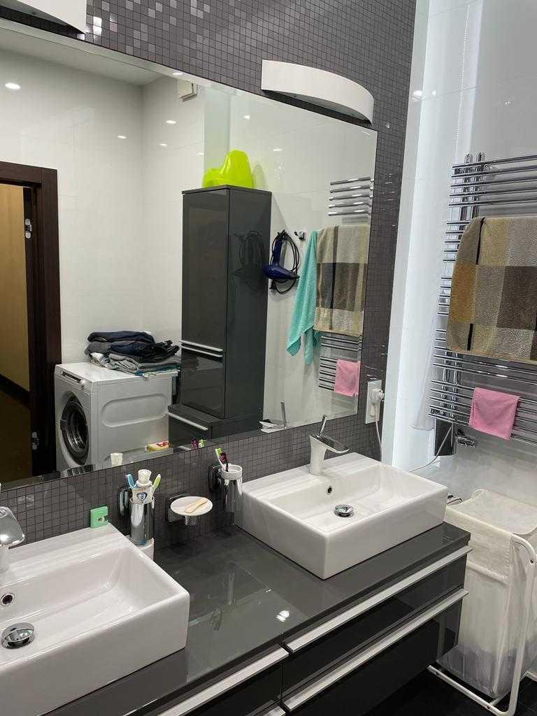 Аренда 4-комнатной квартиры 163 м², Полтавская ул., 13