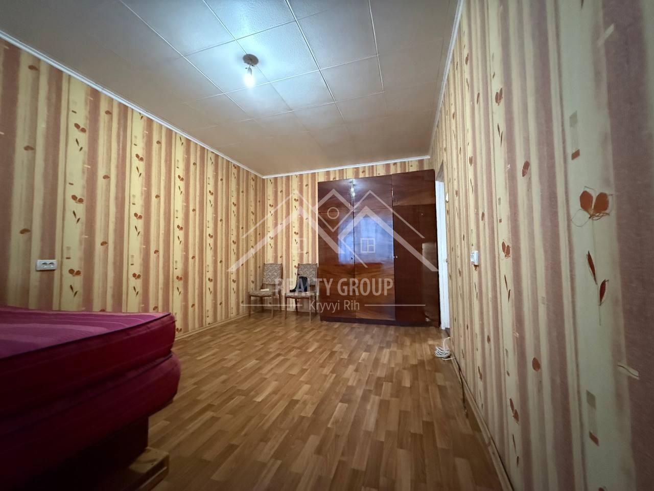 Продаж 1-кімнатної квартири 37 м², Нарвська вул.