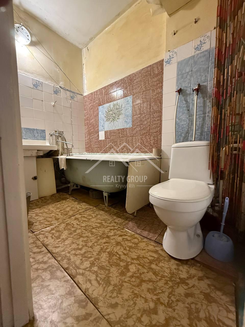 Продаж 1-кімнатної квартири 37 м², Нарвська вул.