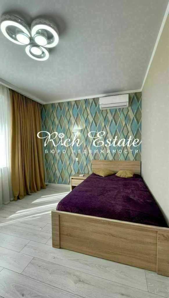 Продажа 3-комнатной квартиры 80 м², Сергея Данченко ул., 30