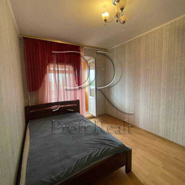 Продаж 2-кімнатної квартири 51 м², Свободи просп., 15/1