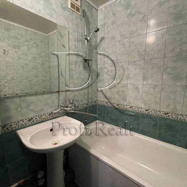 Продаж 2-кімнатної квартири 51 м², Свободи просп., 15/1