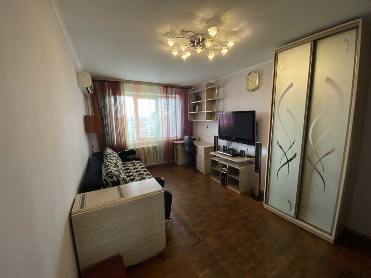 Аренда 1-комнатной квартиры 34 м², Оболонская пл., 1