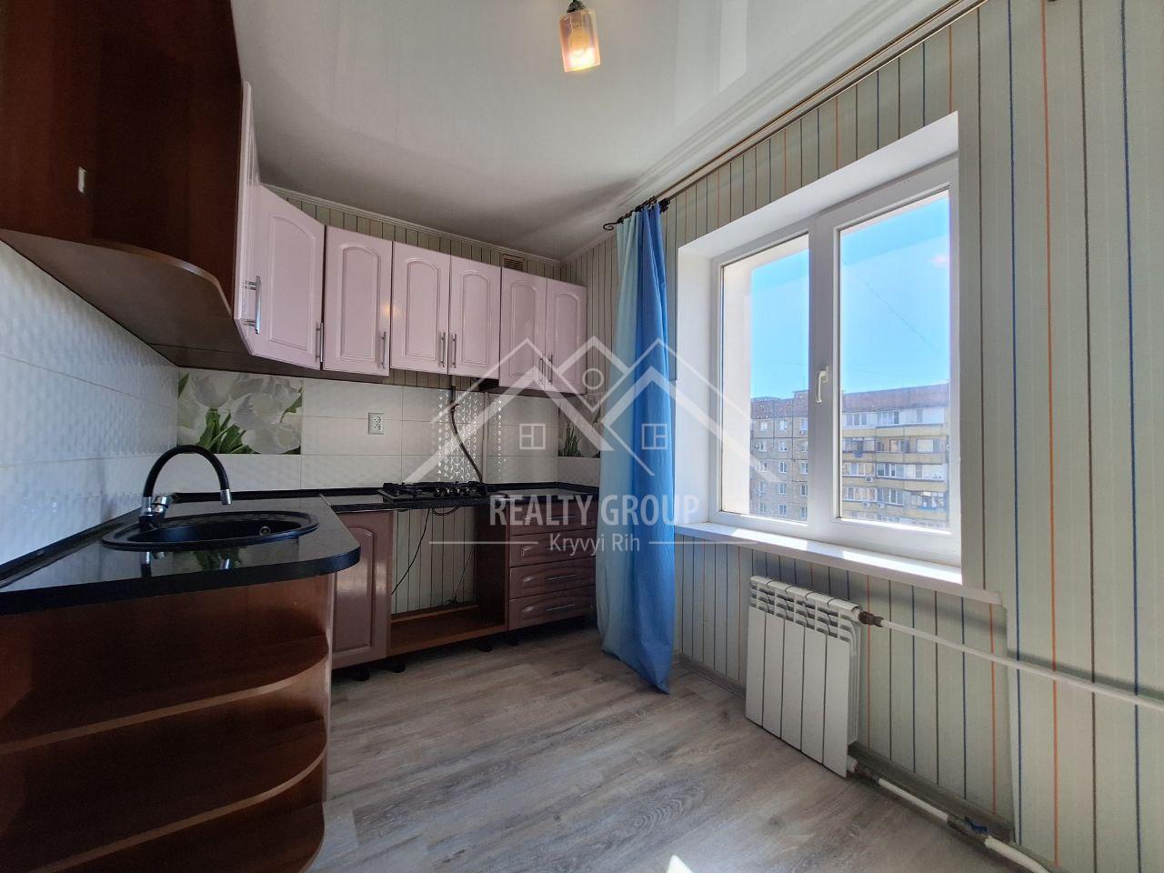 Продаж 1-кімнатної квартири 31 м², Сімонова вул.