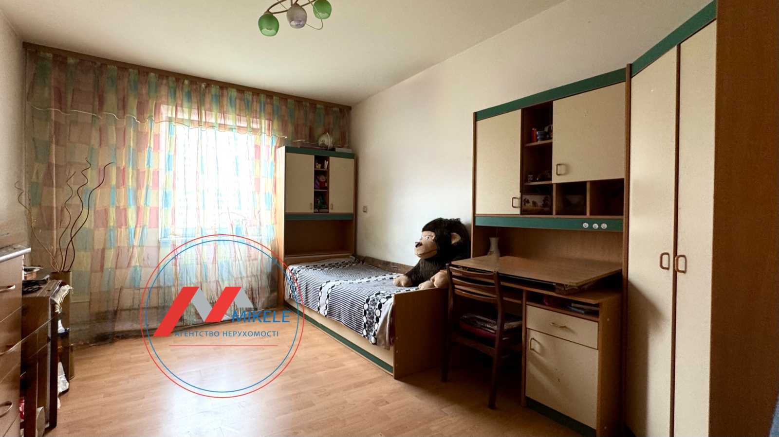 Продаж 3-кімнатної квартири 82 м², Анни Ахматової вул., 15