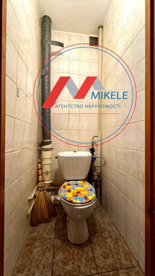 Продаж 3-кімнатної квартири 82 м², Анни Ахматової вул., 15