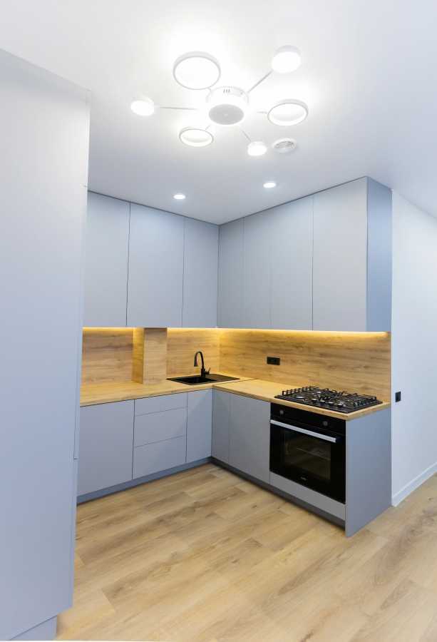 Продаж 1-кімнатної квартири 32 м², Богдана Хмельницького вул.