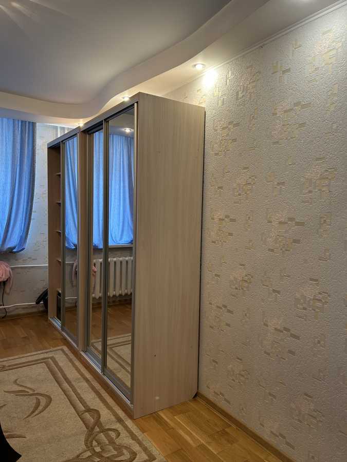 Продаж 2-кімнатної квартири 59 м², Олімпійська, 8б